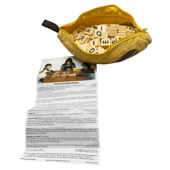 Bananagrams 144 Tiles Anagram Word Tile Game Classic 2018 310 Homeschool Awards - Picture 4 of 11